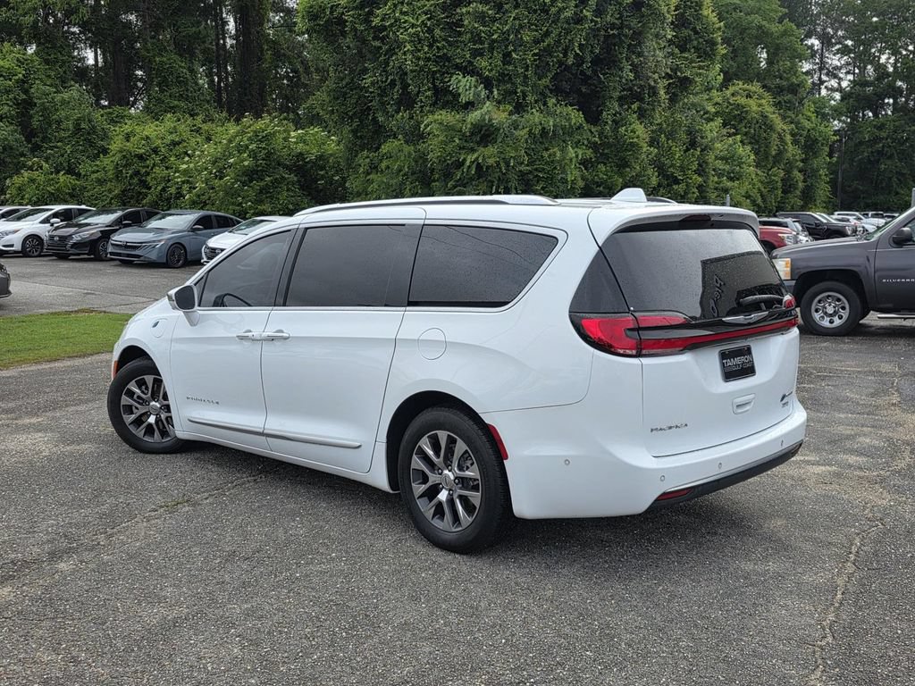 Used 2022 Chrysler Pacifica Pinnacle FWD image 5