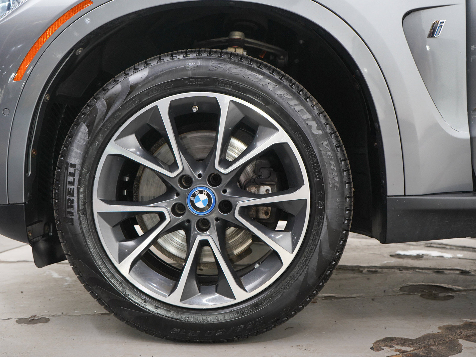 Used 2018 BMW X5 xDrive40e AWD/4WD image 32