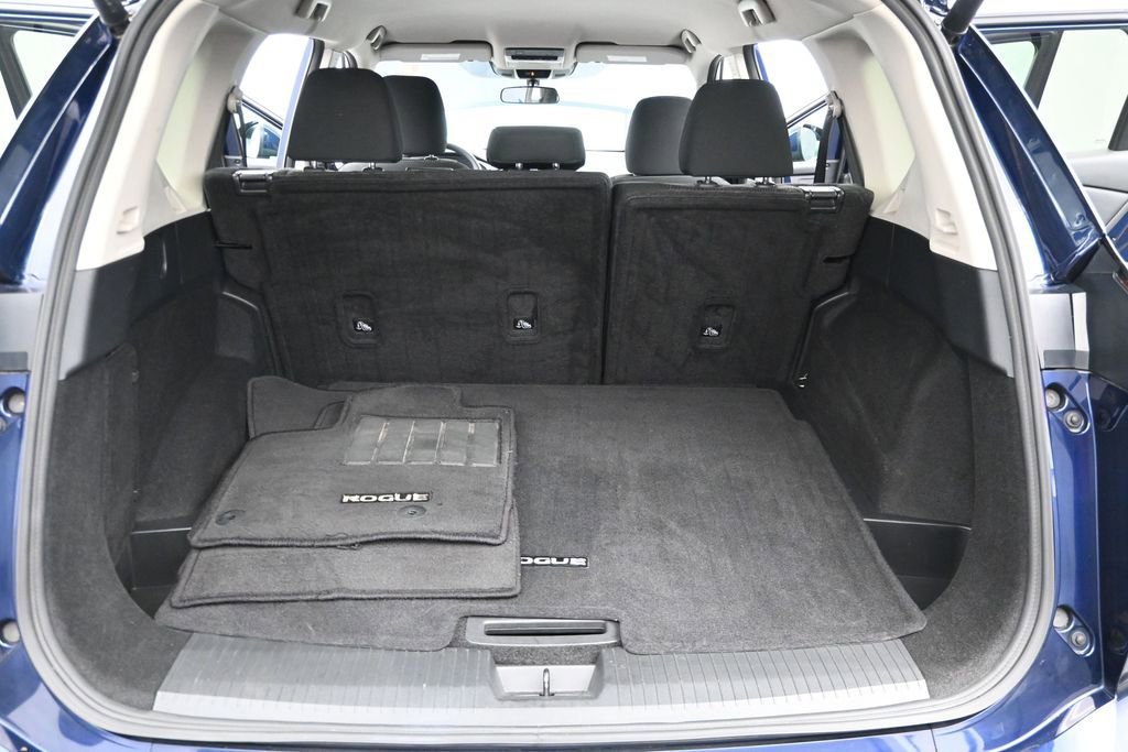 Used 2024 Nissan Rogue SV AWD/4WD image 11