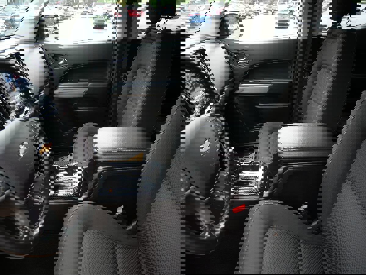 Used 2018 Chevrolet Colorado LT image 11