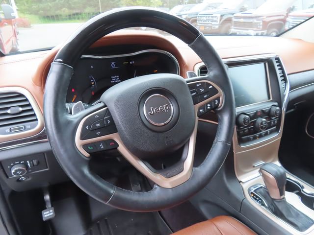 Used 2016 Jeep Grand Cherokee Summit w/ Platinum Series Group AWD/4WD image 16
