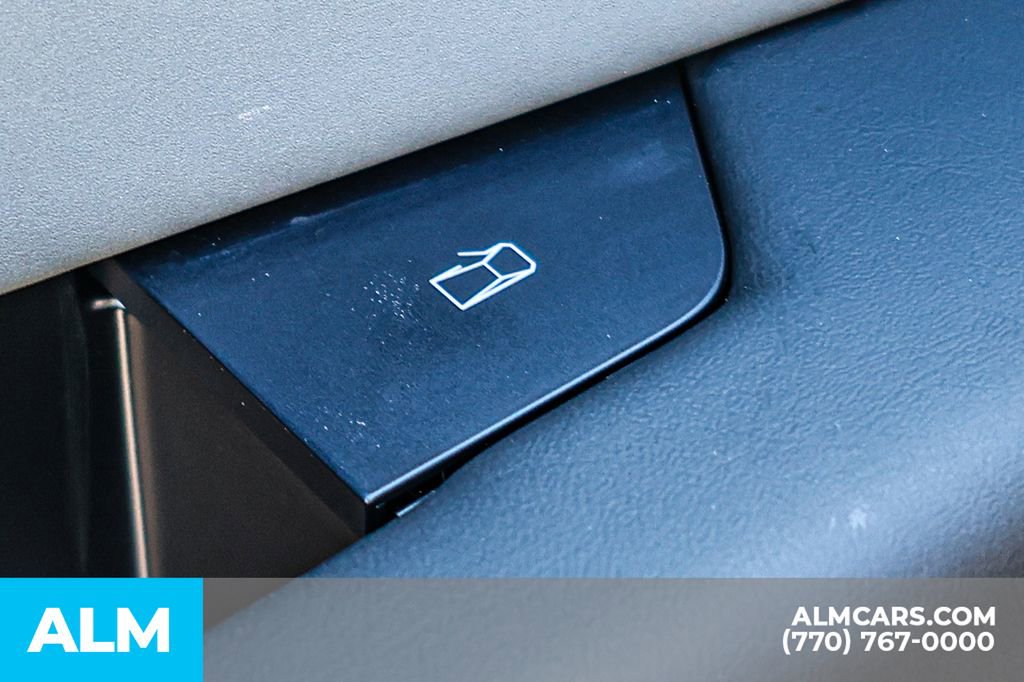 Used 2024 Tesla Cybertruck AWD Crew Cab image 40