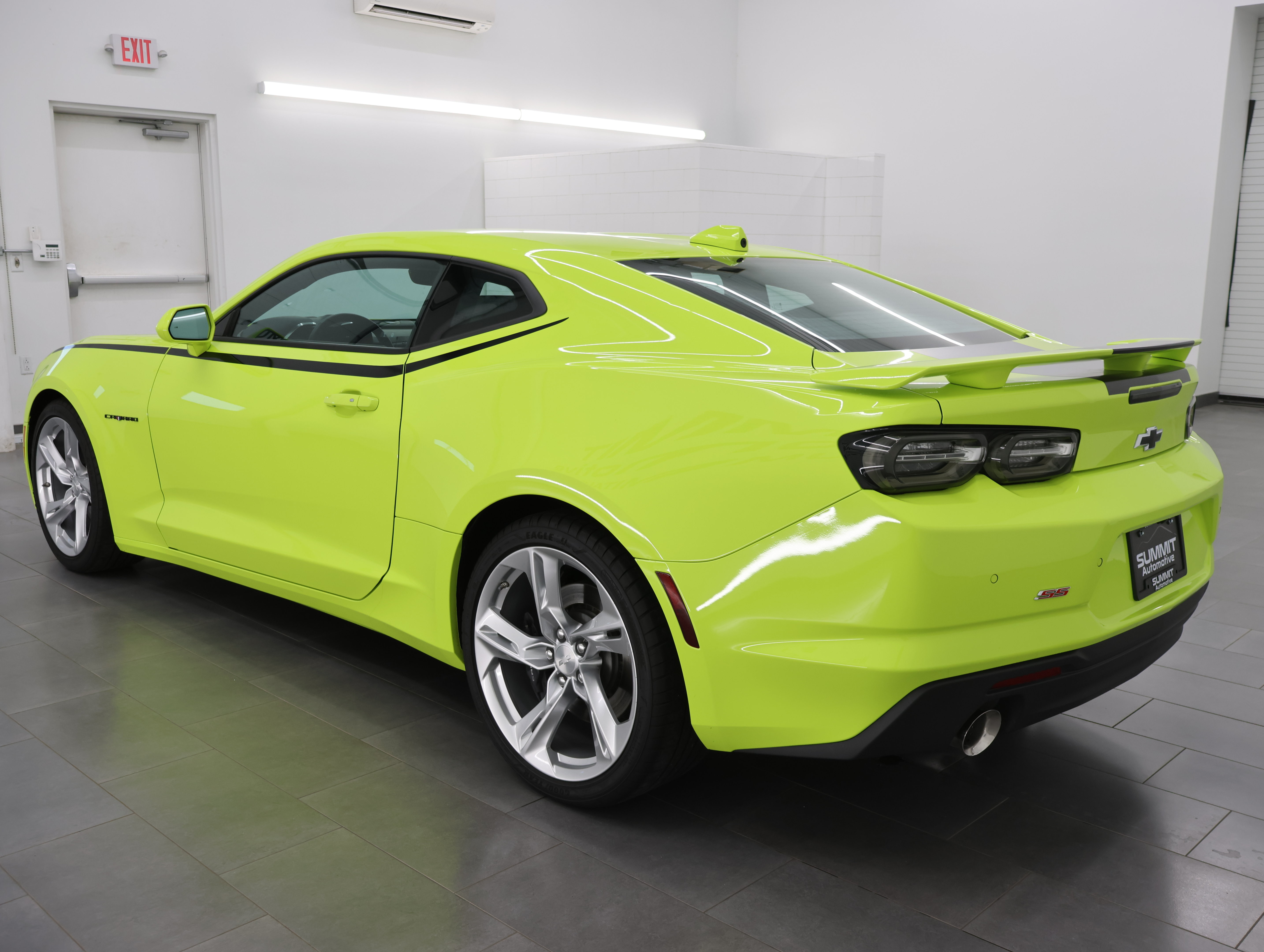 Used 2020 Chevrolet Camaro SS RWD image 5