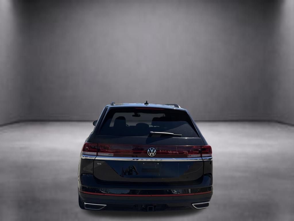 Used 2025 Volkswagen Atlas SE FWD image 6