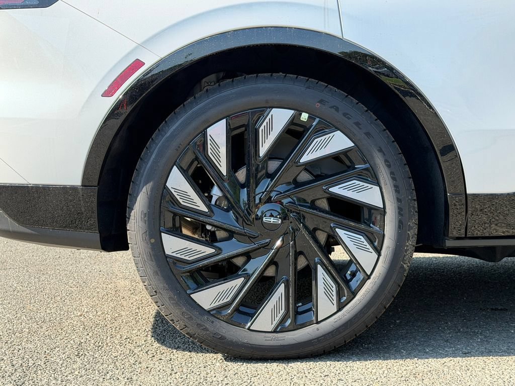 New 2026 Lincoln Nautilus Reserve w/ Jet Appearance Package AWD/4WD image 6
