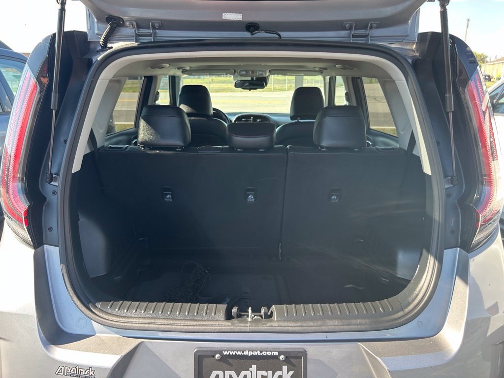 Used 2023 Kia Soul GT-Line FWD image 38