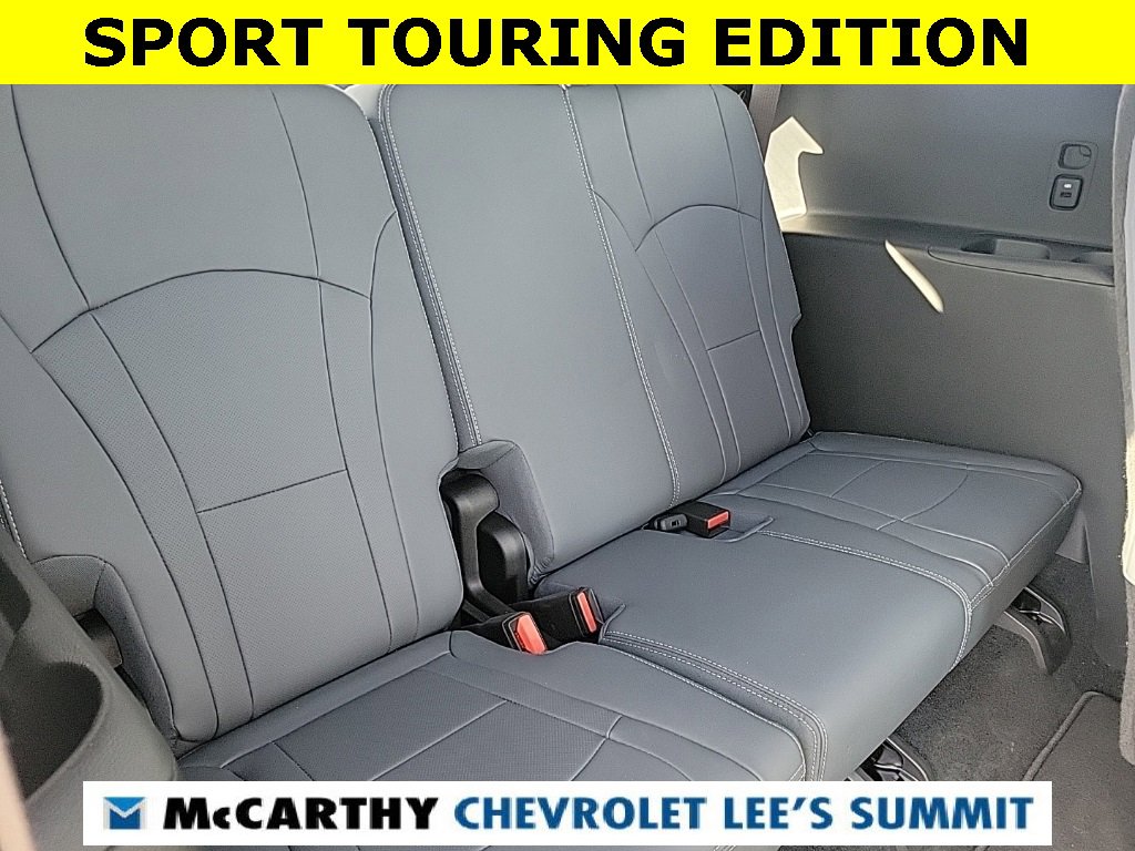 Used 2023 Buick Enclave Essence w/ Experience Buick Package image 24