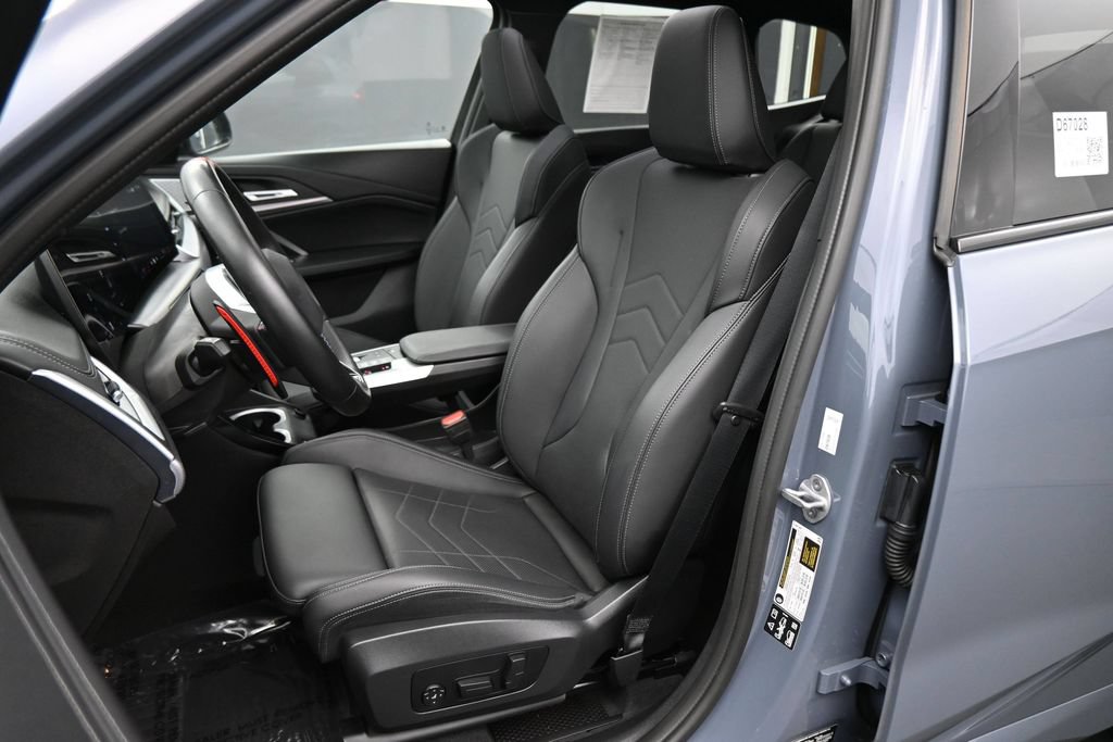 Used 2025 BMW X1 M35i AWD/4WD image 15