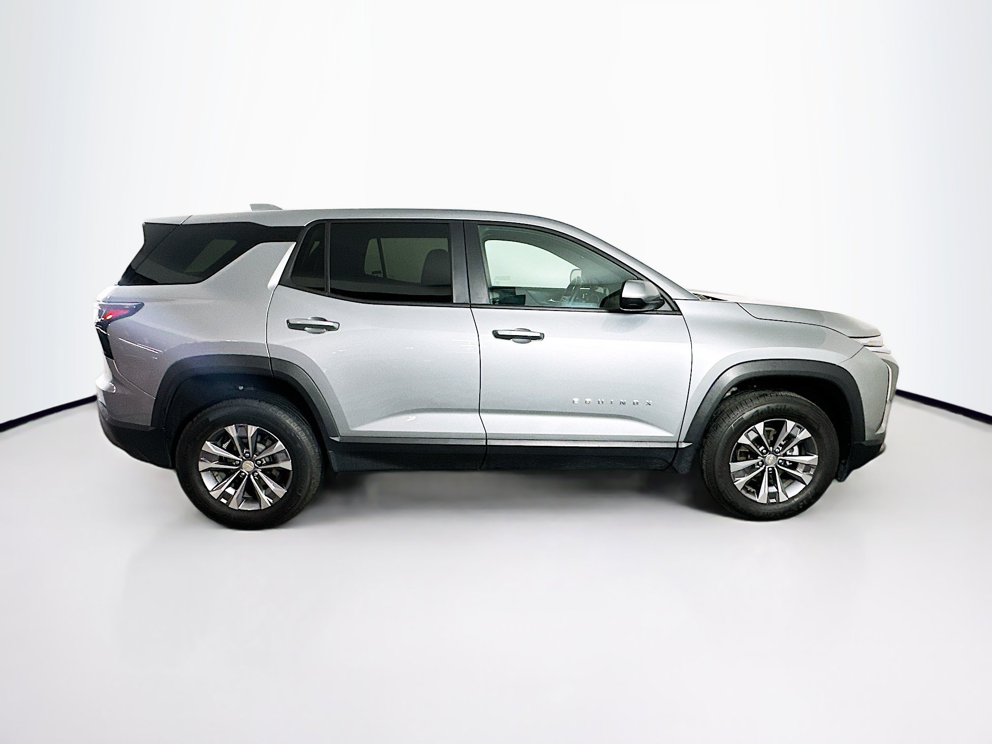 Used 2025 Chevrolet Equinox LT AWD/4WD image 10