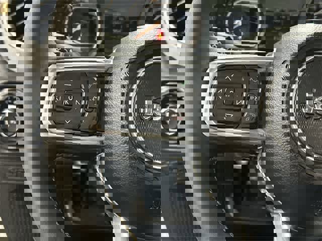 Used 2024 Jeep Wrangler Sahara image 17