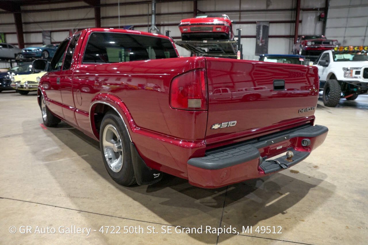 Used 2003 Chevrolet S10 Pickup LS RWD image 6
