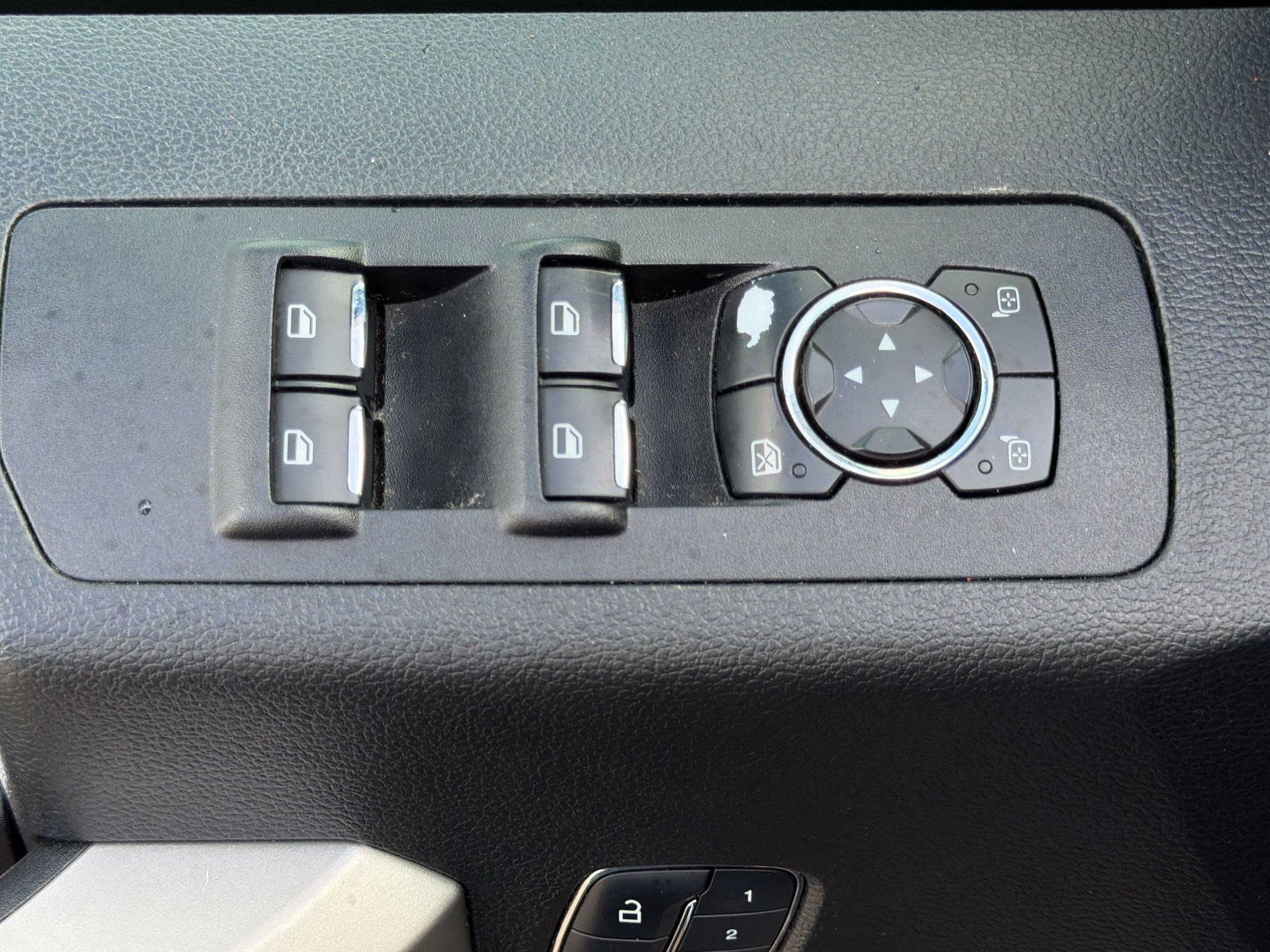 Used 2015 Ford F150 Lariat AWD/4WD image 14