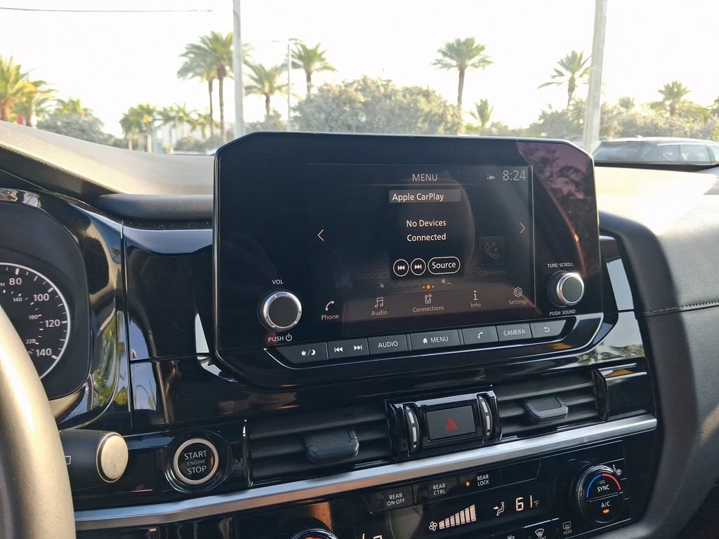 Used 2024 Nissan Pathfinder SV FWD image 21