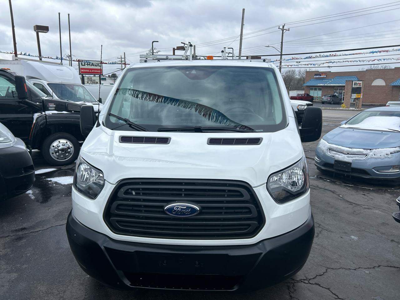 Used 2018 Ford Transit 150 130 Low Roof RWD image 2