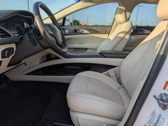 Used 2019 Lincoln MKZ Reserve w/ Luxury Package FWD image 26