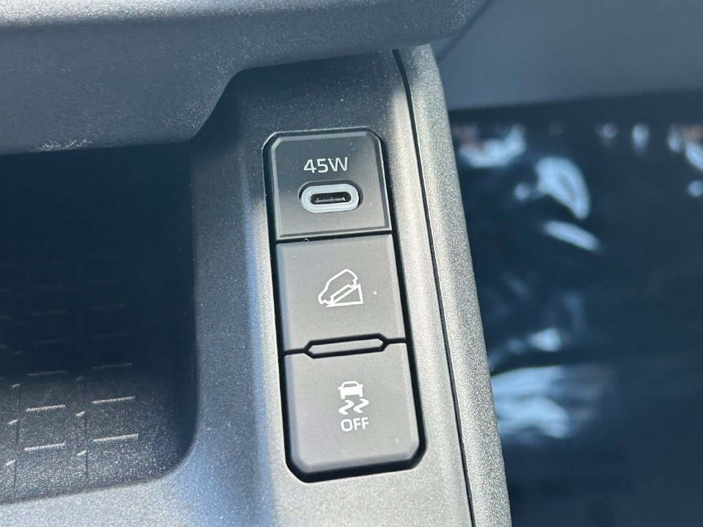 Used 2026 Toyota RAV4 XLE Premium w/ Weather Package AWD/4WD image 28