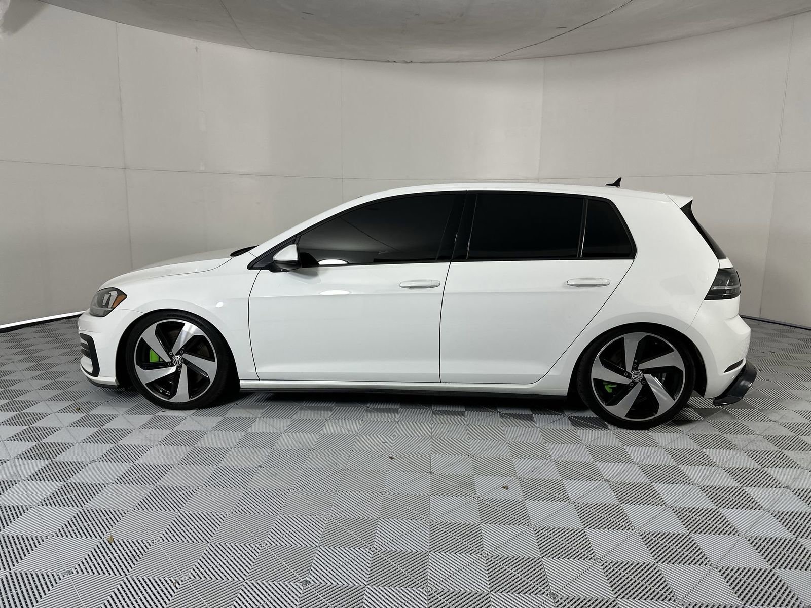 Used 2020 Volkswagen GTI S image 5