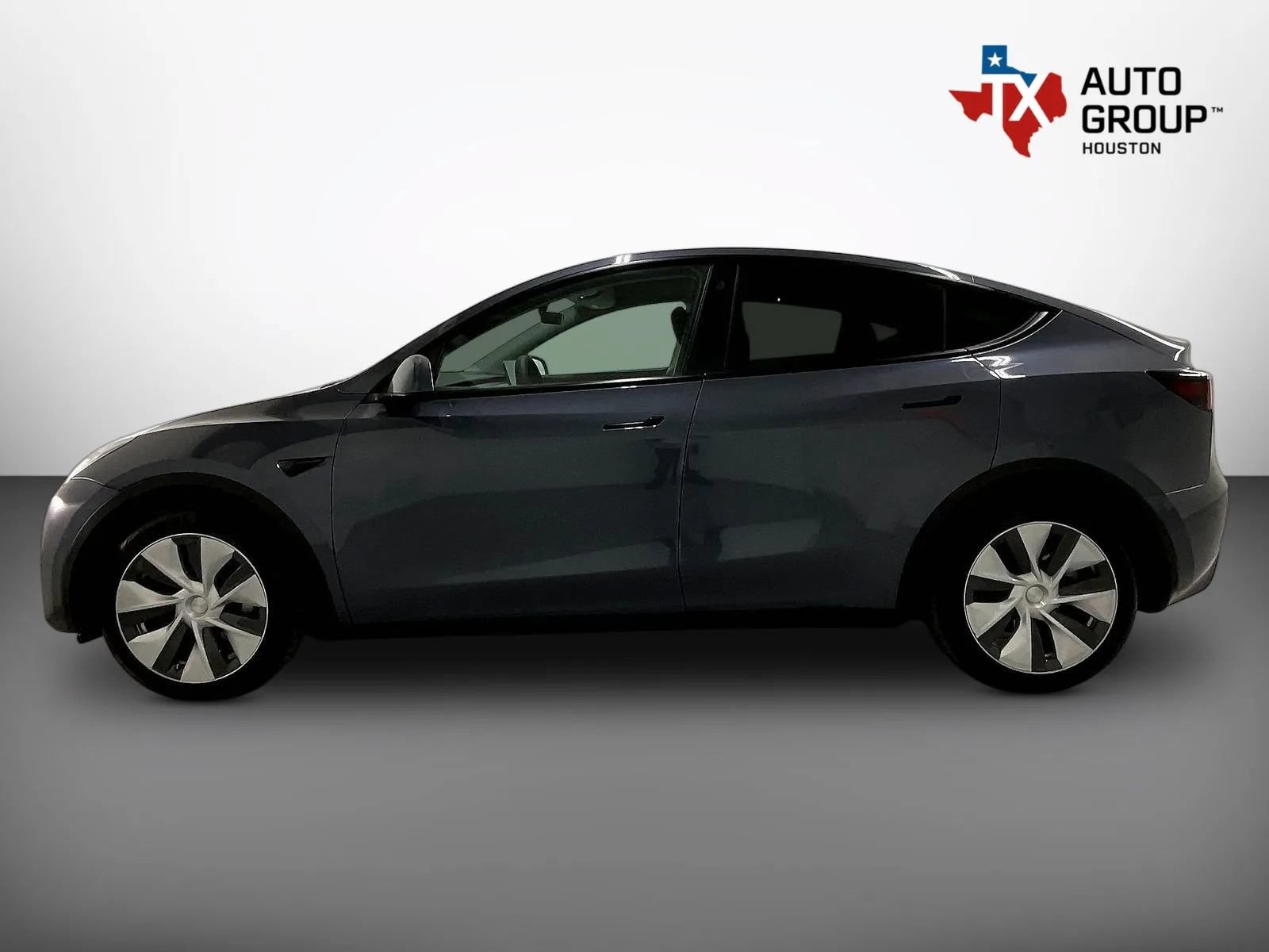 Used 2023 Tesla Model Y Long Range AWD/4WD image 9