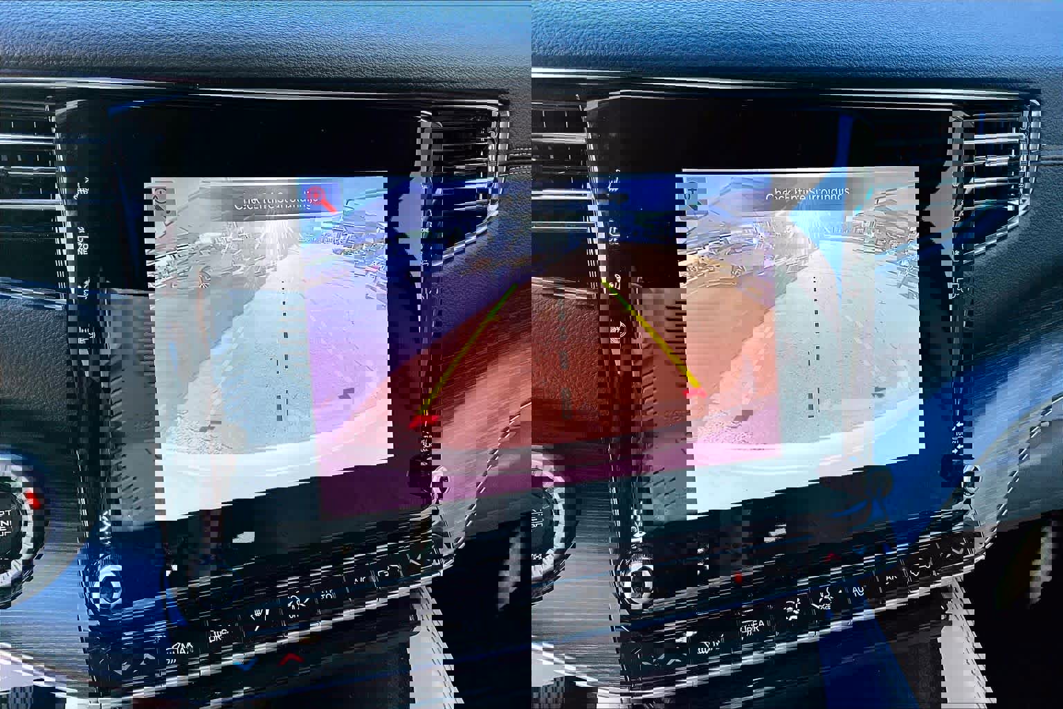 Used 2023 Jeep Wagoneer Series II w/ Flexible Seating Group image 16