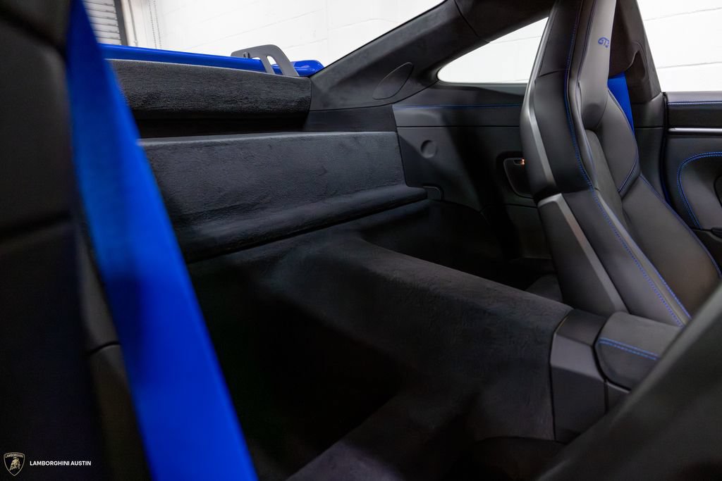 Used 2026 Porsche 911 GT3 RWD image 42