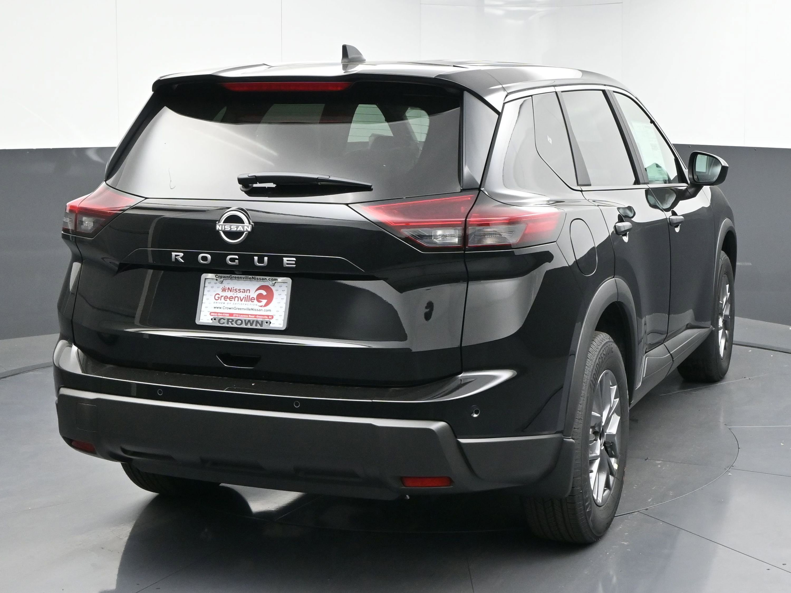 Certified 2025 Nissan Rogue S image 8