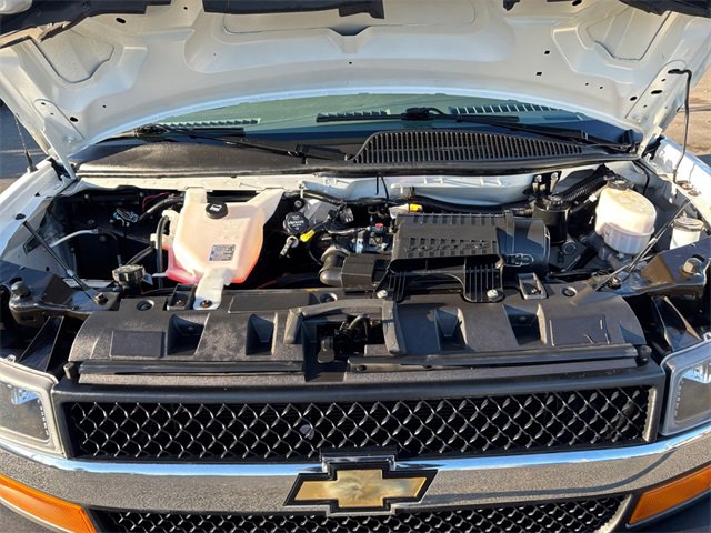 Used 2019 Chevrolet Express 2500 w/ Driver Convenience Package image 38
