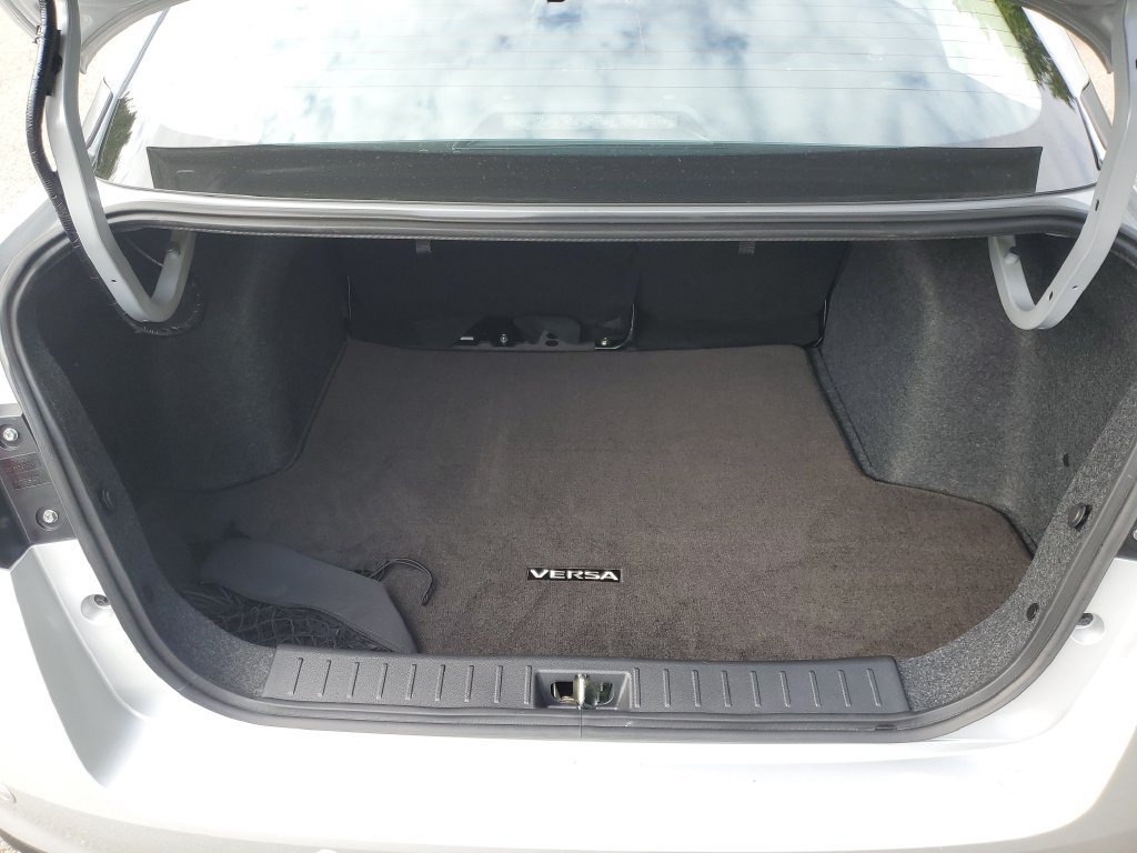 Certified 2025 Nissan Versa SR w/ Trunk Package FWD image 9