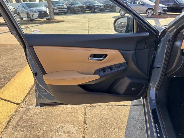 New 2025 Nissan Sentra SV w/ SV Premium Package image 11