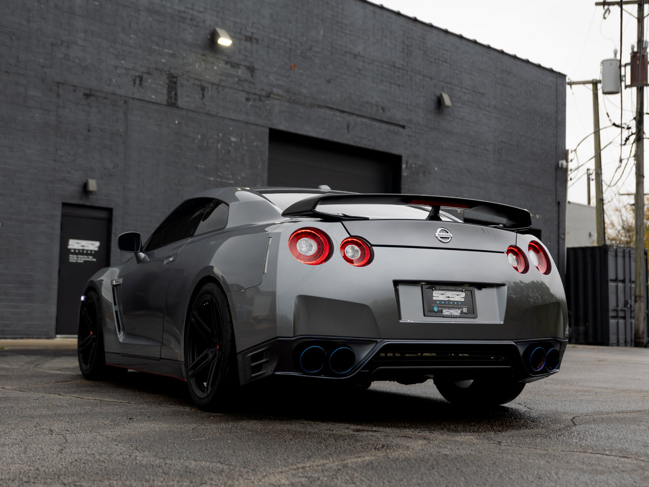 Used 2014 Nissan GT-R Black Edition image 14