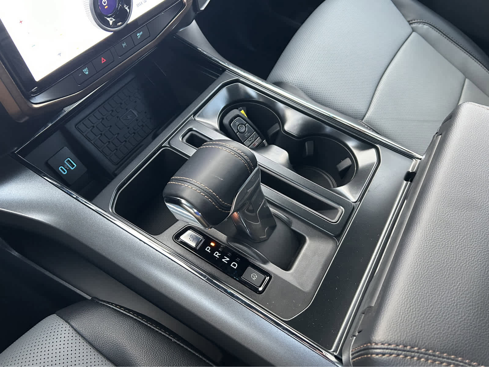 New 2023 Ford F150 Lightning Lariat image 66