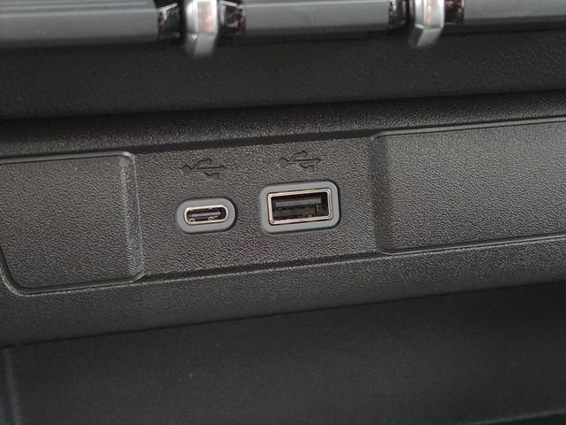 New 2026 GMC Canyon Elevation w/ Convenience Package image 9