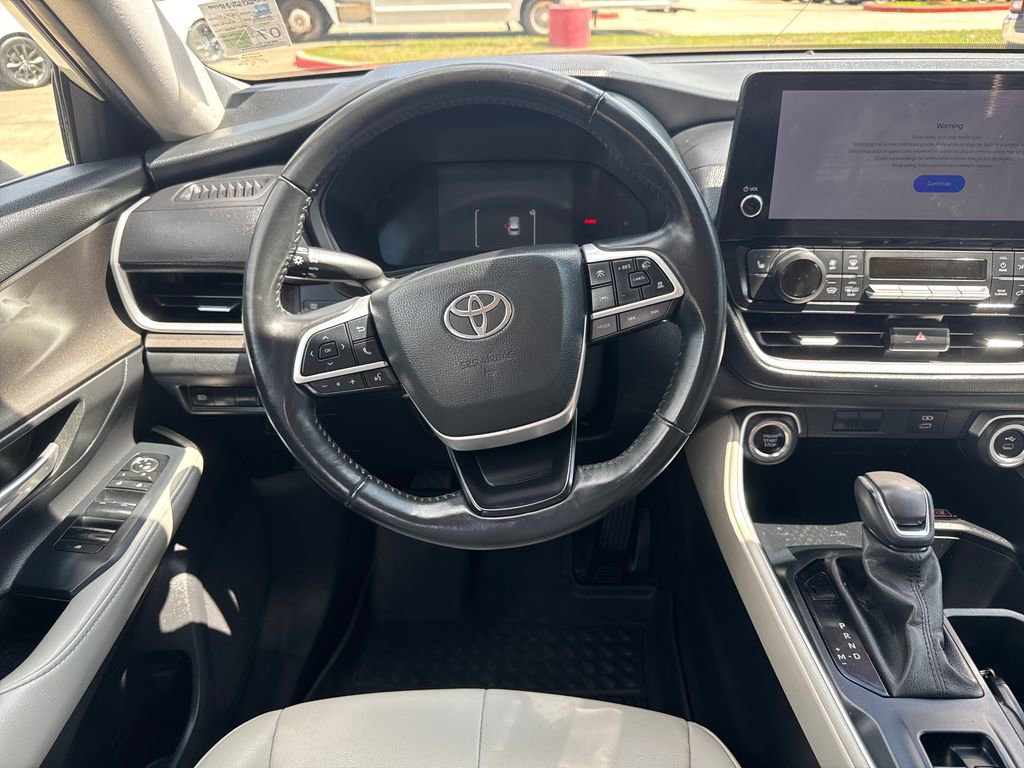 Used 2024 Toyota Grand Highlander XLE image 43