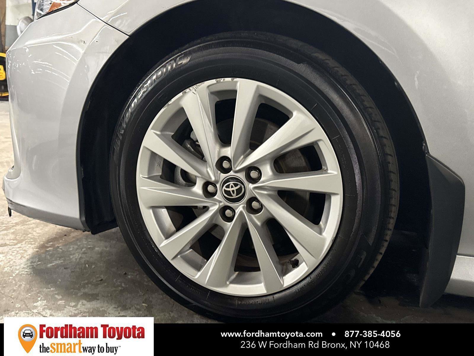 Used 2023 Toyota Camry LE image 9