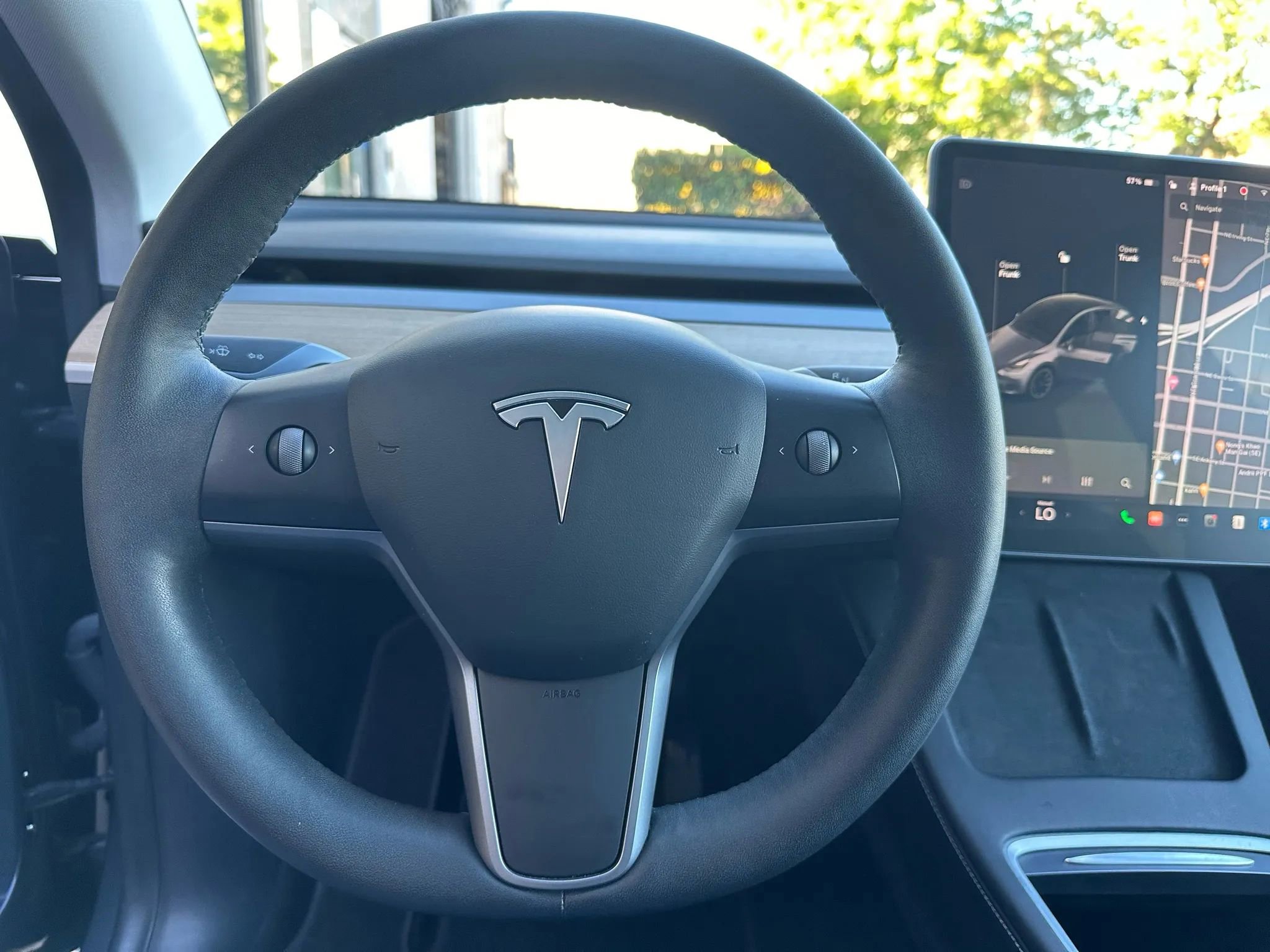 Used 2021 Tesla Model Y Long Range image 16