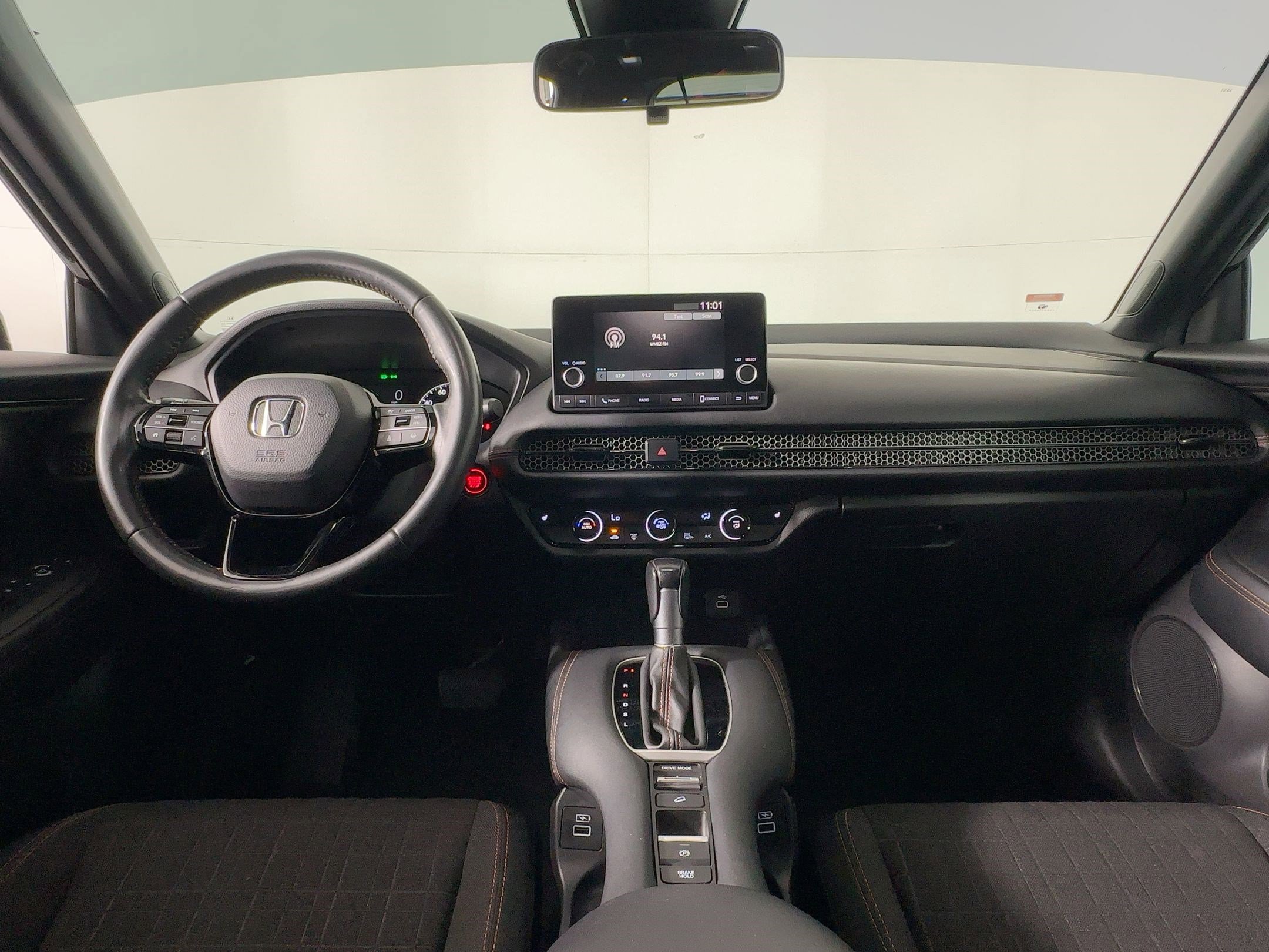 Used 2023 Honda HR-V Sport image 13