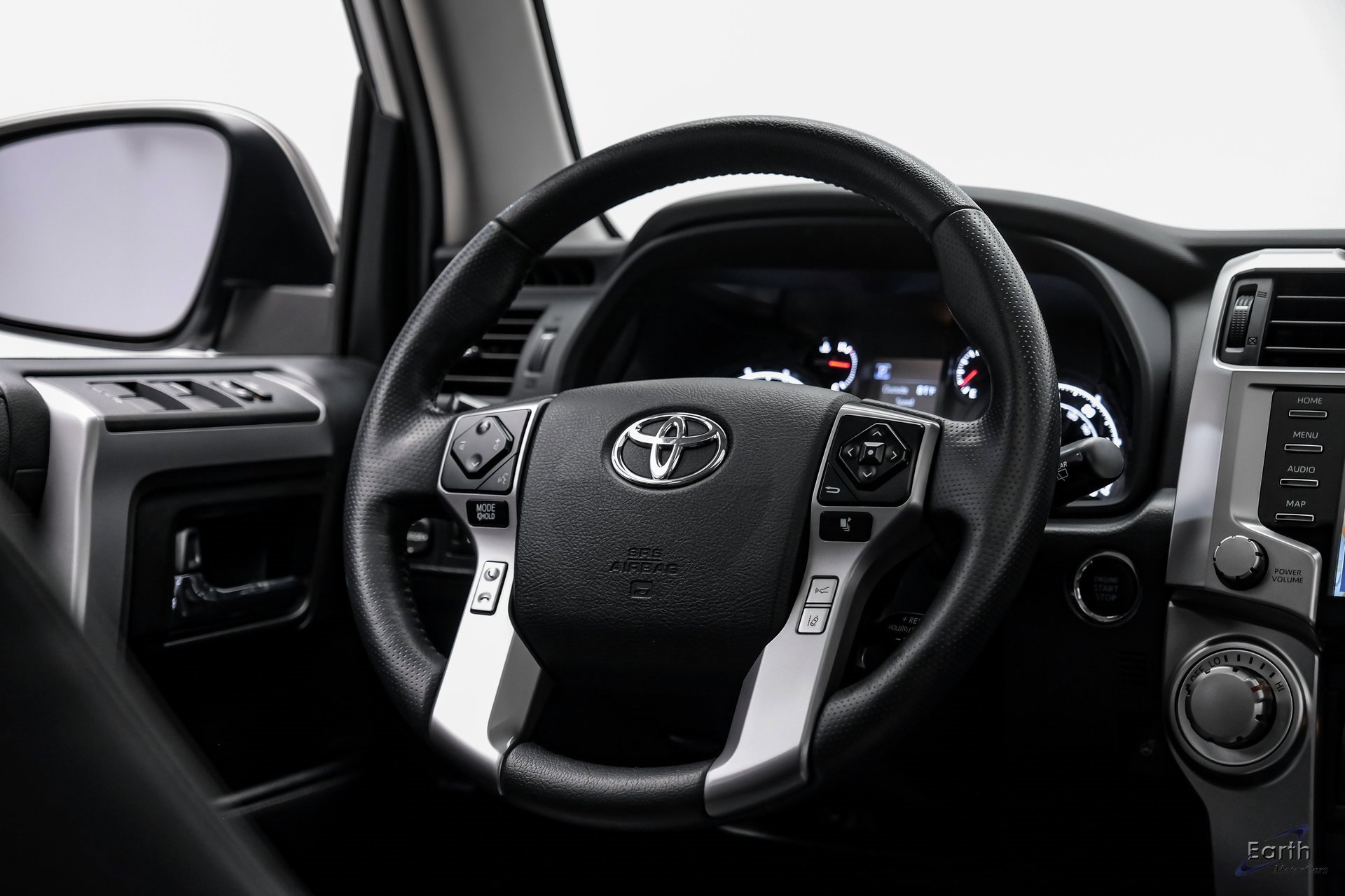 Used 2023 Toyota 4Runner SR5 Premium image 43