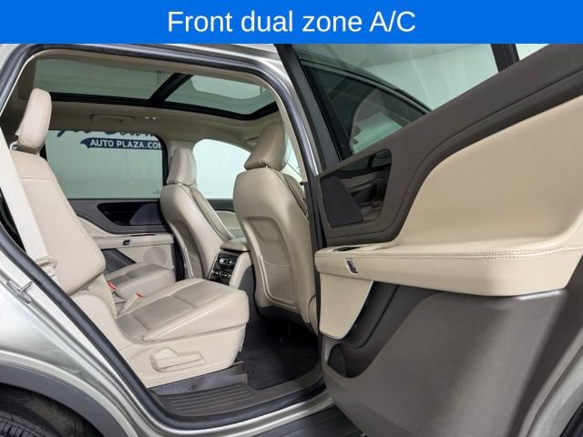 Used 2023 Lincoln Aviator AWD w/ Premium Package image 21