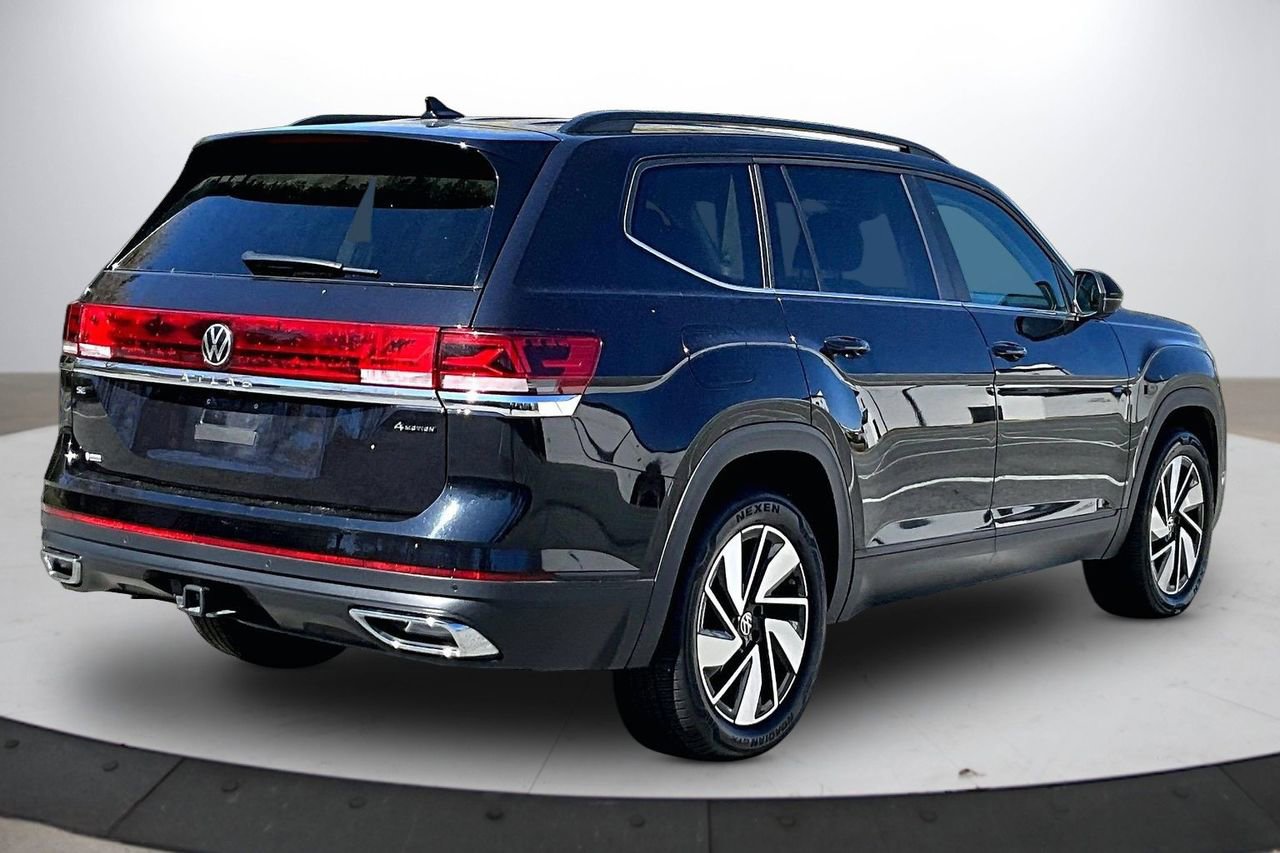 Used 2025 Volkswagen Atlas SE image 9