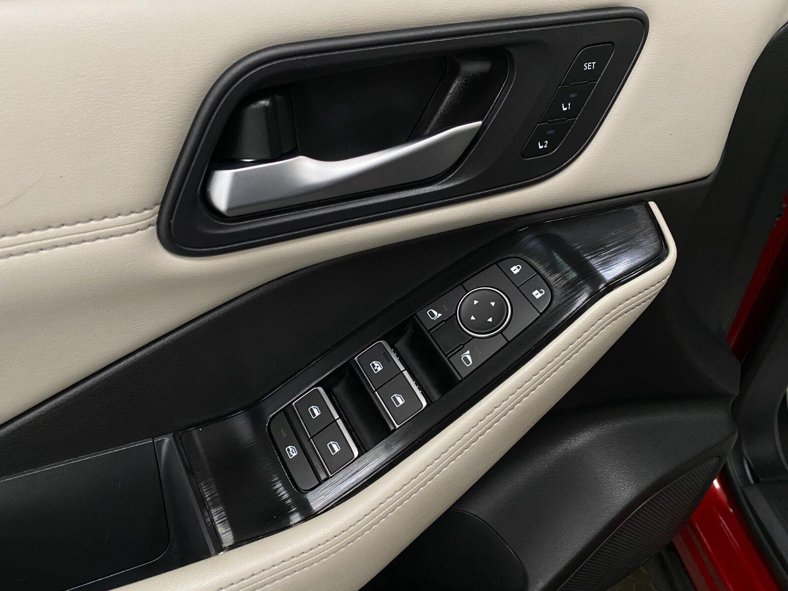 Certified 2023 Nissan Rogue SL AWD/4WD image 32
