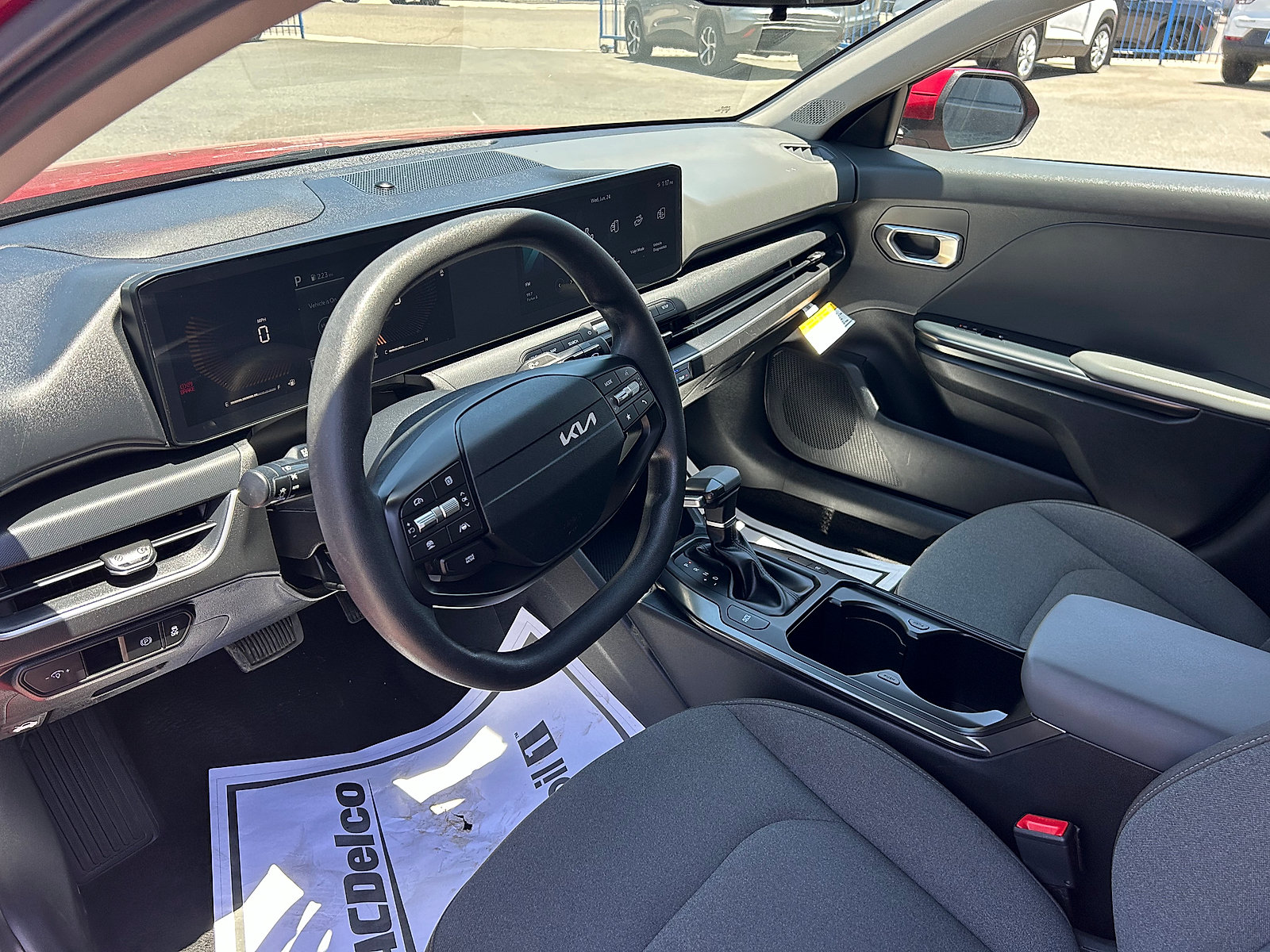 Used 2025 Kia K4 FWD image 10