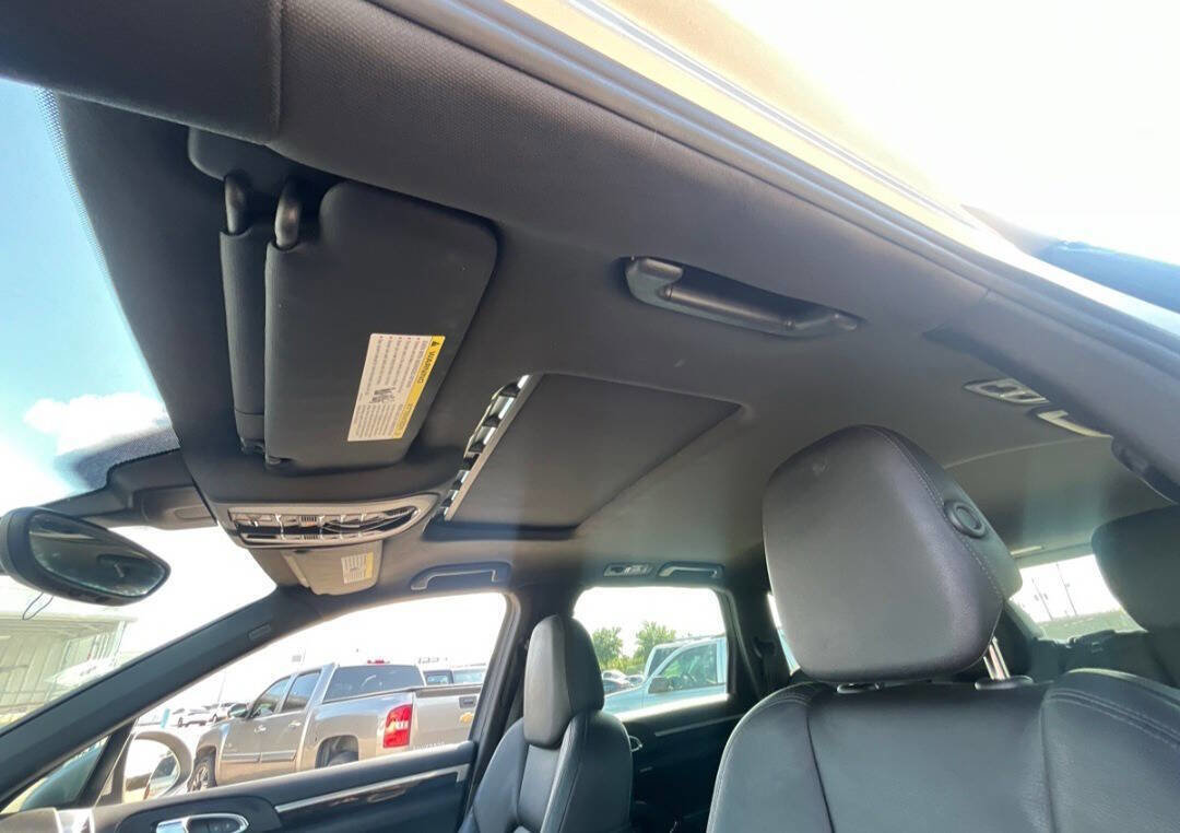 Used 2012 Porsche Cayenne image 19