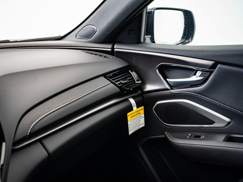 Certified 2025 Acura RDX SH-AWD image 33