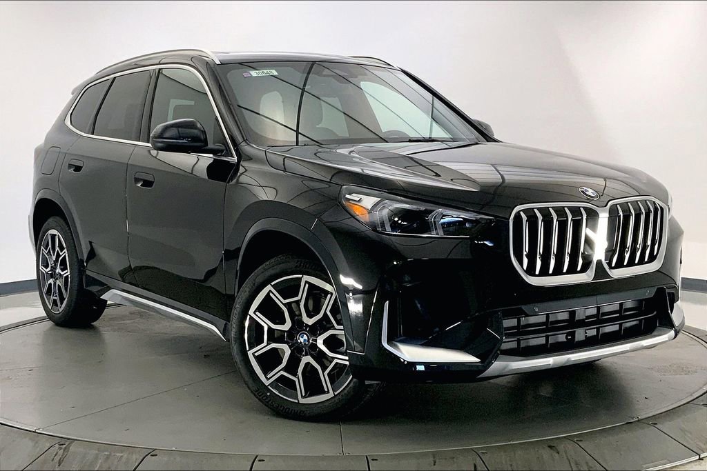 New 2026 BMW X1 xDrive28i w/ Convenience Package image 1