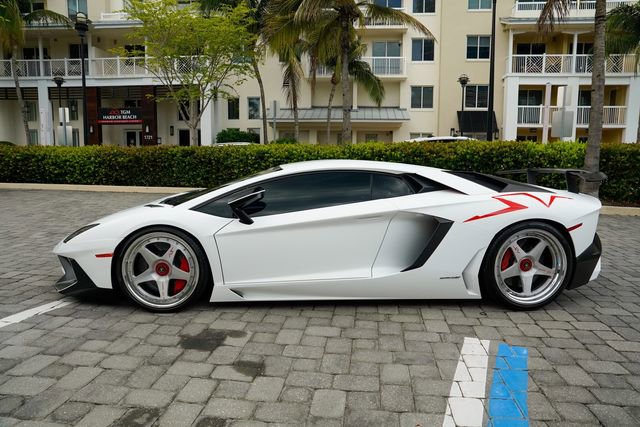 Used 2016 Lamborghini Aventador LP 750-4 Superveloce AWD/4WD image 15