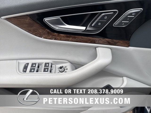 Used 2018 Audi Q7 3.0T Prestige w/ Prestige Package image 25