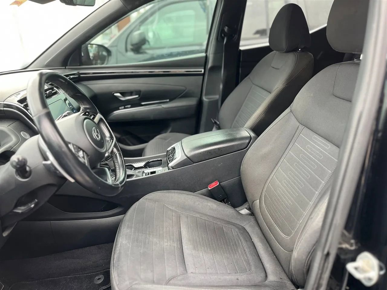 Used 2022 Hyundai Santa Cruz SEL Premium image 6