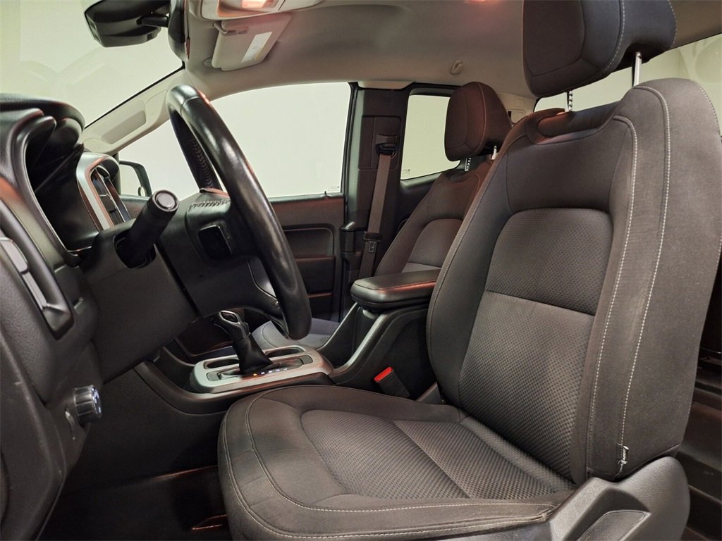 Used 2022 Chevrolet Colorado LT w/ Fleet Safety Package image 14