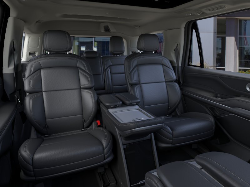 New 2026 Lincoln Navigator Reserve AWD/4WD image 11