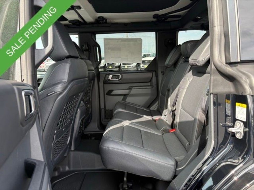 New 2025 Ford Bronco Badlands image 33