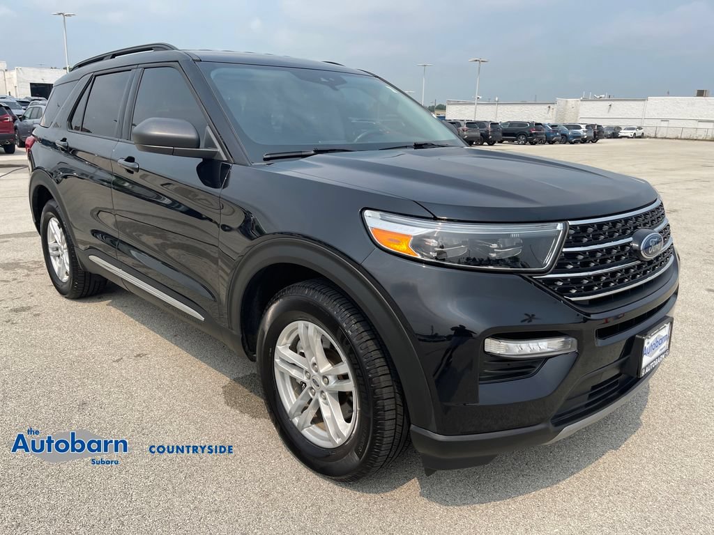 Used 2021 Ford Explorer XLT w/ Equipment Group 202A AWD/4WD image 7